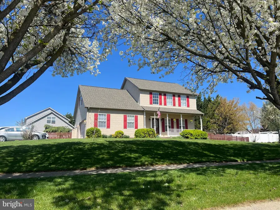 56 Preakness St, Hanover, PA 17331 - #2