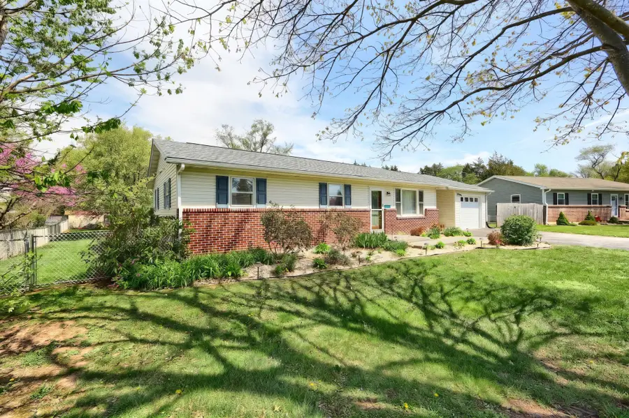 1 Winter Dr, Gettysburg, PA 17325 - #2