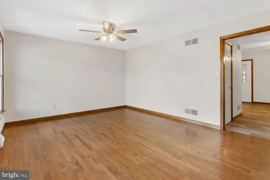 10 Homestead Dr, Gettysburg, PA 17325 - #3