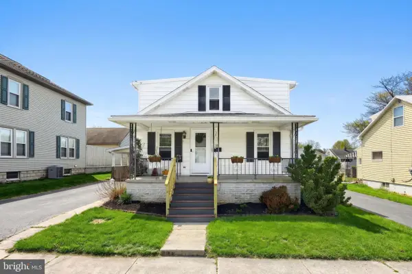 54 Patrick Ave, LITTLESTOWN, PA 17340