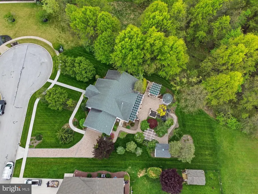 33 Warm Breeze Ct, Hanover, PA 17331 - #2