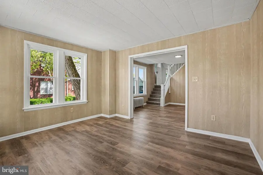 23 Park Ave, Littlestown, PA 17340 - #3
