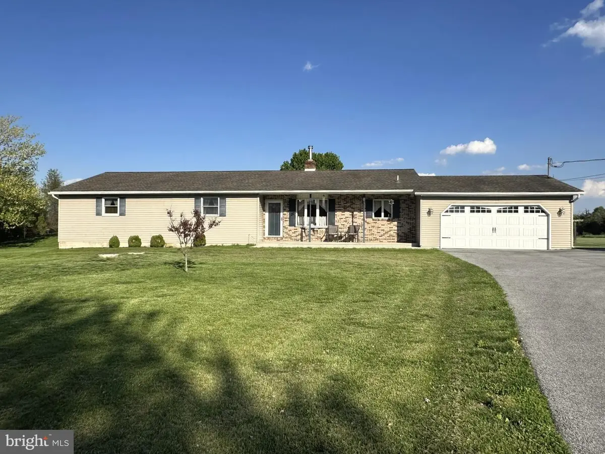 447 Hunterstown Hampton Rd, Gettysburg, PA 17325 - #1