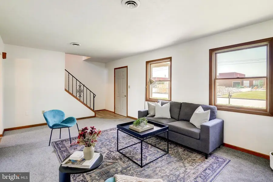 25 Filbert St, Hanover, PA 17331 - #3