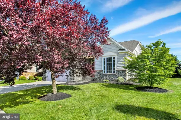 24 St Michaels Way, HANOVER, PA 17331