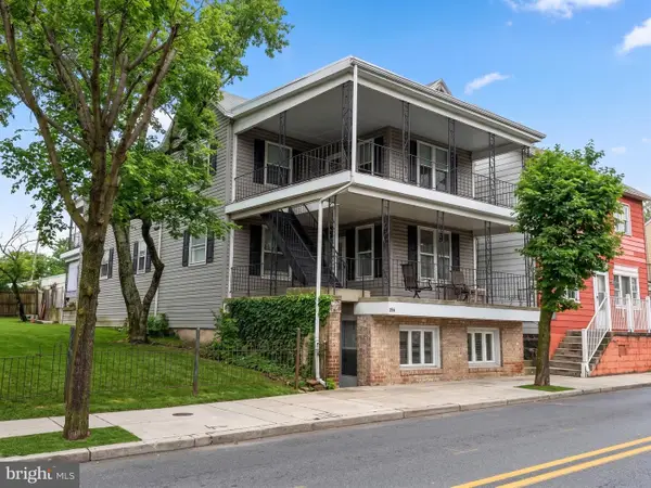 256 S Washington St, GETTYSBURG, PA 17325