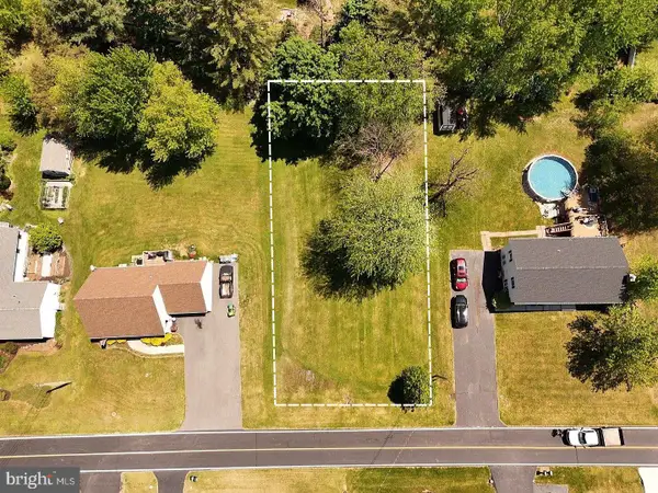 663 Curtis Dr, GETTYSBURG, PA 17325