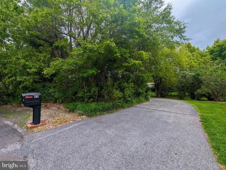 85 Southview Dr, Biglerville, PA 17307 - #2