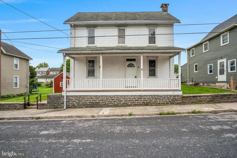 17 Penn St, Biglerville, PA 17307 - #3