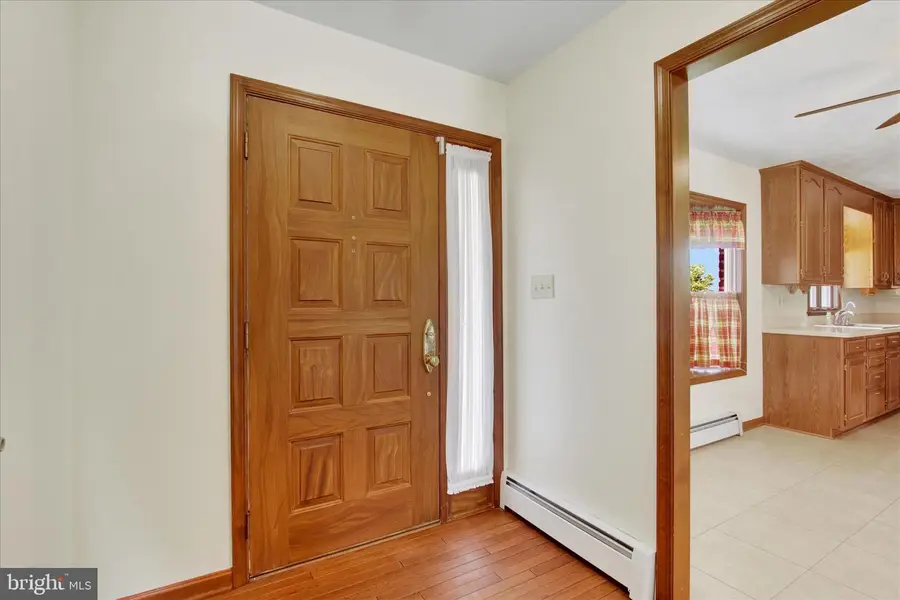 56 Franklin, McSherrystown, PA 17344 - #2