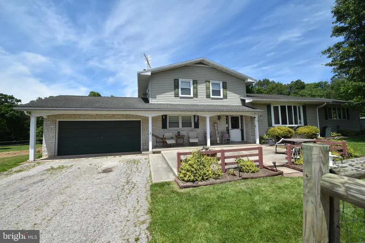 99 Mud College Rd, Littlestown, PA 17340 - #1