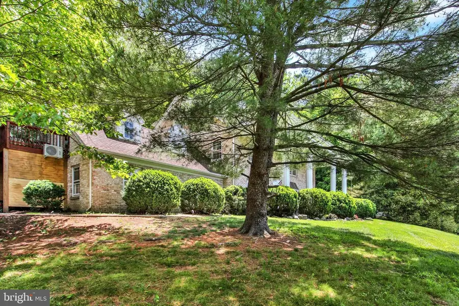 168 Country Club Trl, Fairfield, PA 17320 - #2