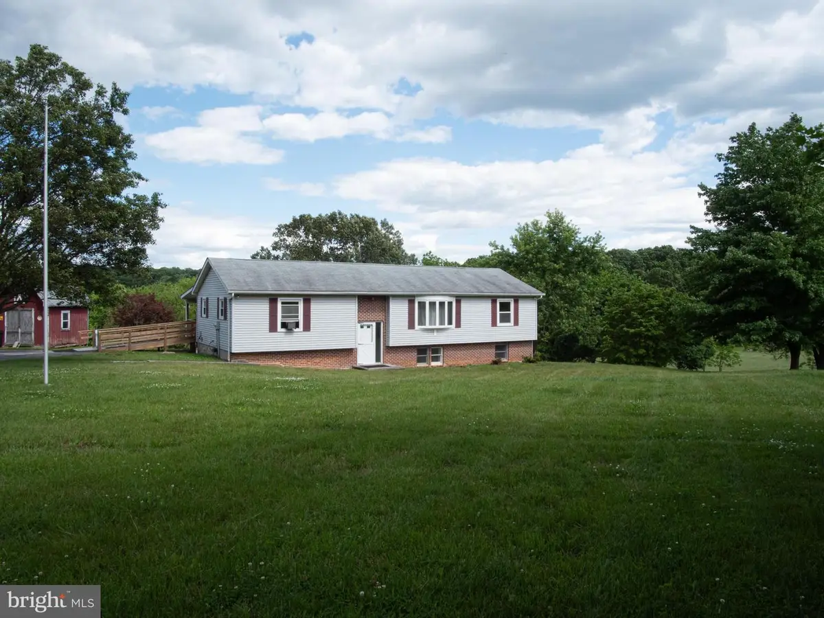 267 Old Westminster Rd, Hanover, PA 17331 - #1