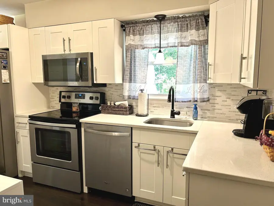 259 Hoffman Rd, Gettysburg, PA 17325 - #3