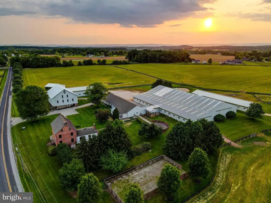 1384 Bon Ox Rd, Gettysburg, PA 17325 - #3