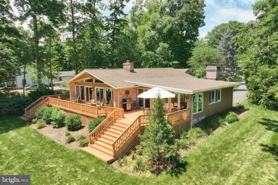166 Lake Meade Dr, East Berlin, PA 17316 - #3