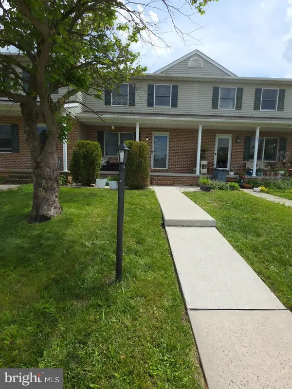 25 Pioneer Ln, GETTYSBURG, PA 17325