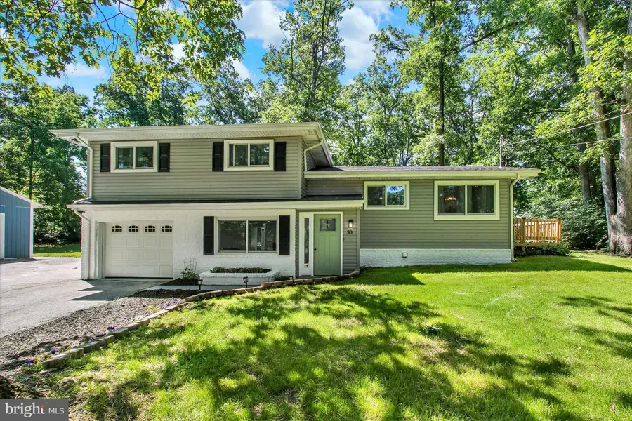 30 Halleck Dr, East Berlin, PA 17316 - #2