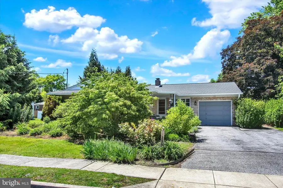 255 S Howard Ave, Gettysburg, PA 17325 - #3