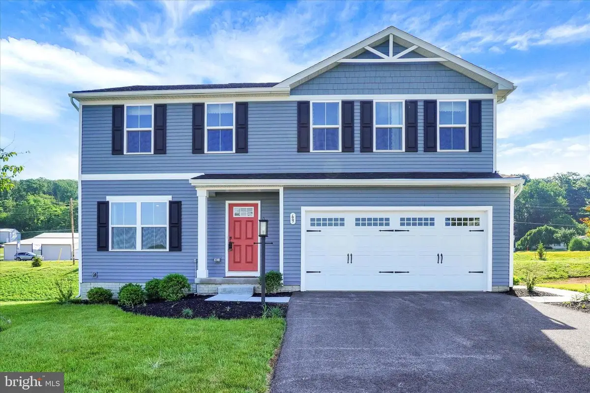 69 Summerfield Dr, Hanover, PA 17331 - #1