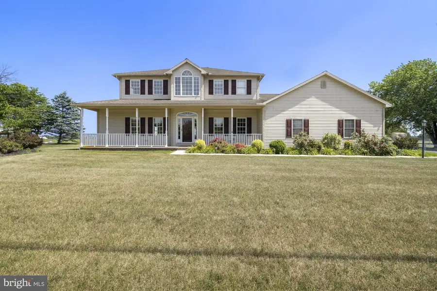 690 Grant Dr, Gettysburg, PA 17325 - #2