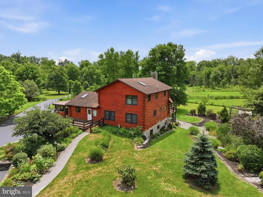271 Rake Factory Rd, Biglerville, PA 17307 - #2