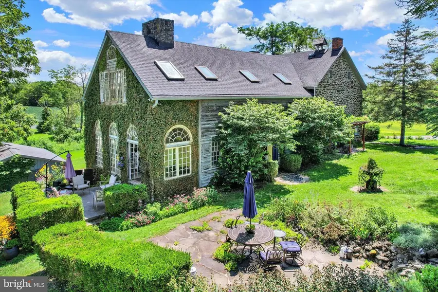 759 Hoffman Rd, Gettysburg, PA 17325 - #3