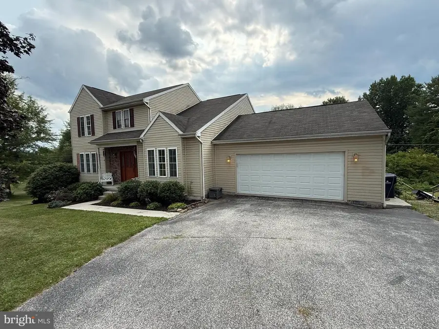 975 Yellow Hill Rd, Biglerville, PA 17307 - #3