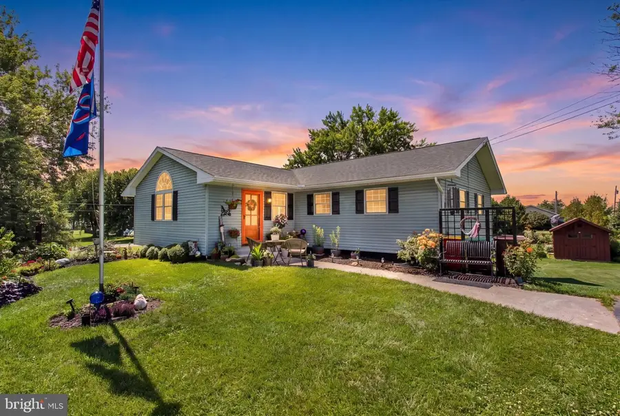 667 Grant Dr, Gettysburg, PA 17325 - #2