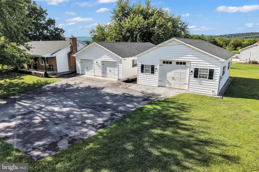 2825 Chambersburg Rd, McKnightstown, PA 17343 - #3