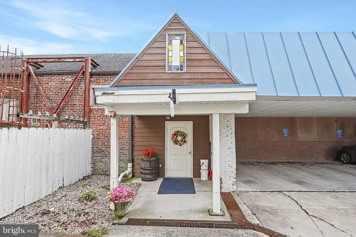 37 N 4th St #1, Gettysburg, PA 17325 - #1