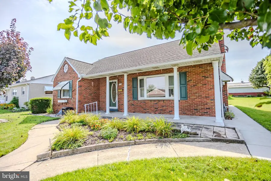 410 Delone Ave, McSherrystown, PA 17344 - #2