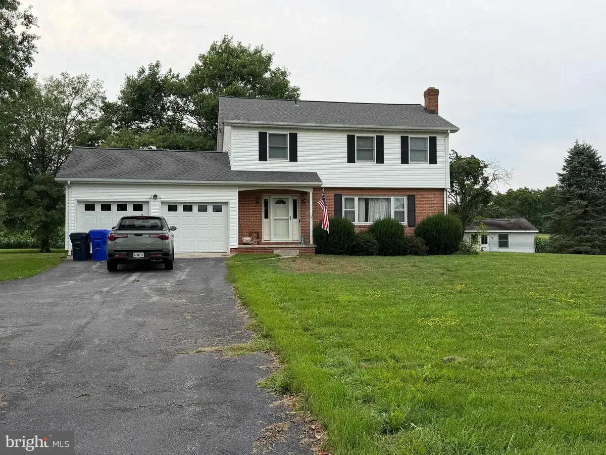 3564 Old Harrisburg Rd, Gettysburg, PA 17325 - #1