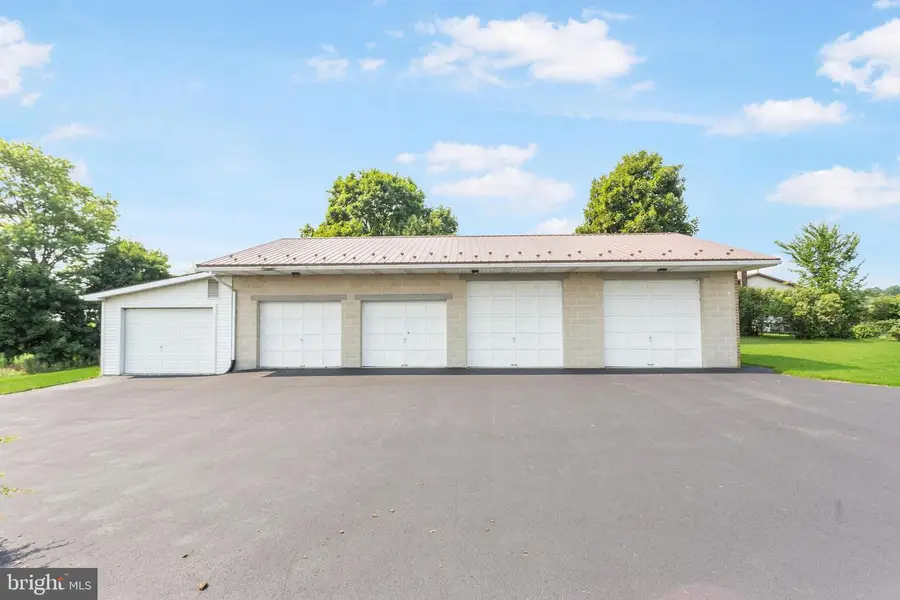 5997 Old Harrisburg Rd, Gettysburg, PA 17325 - #2