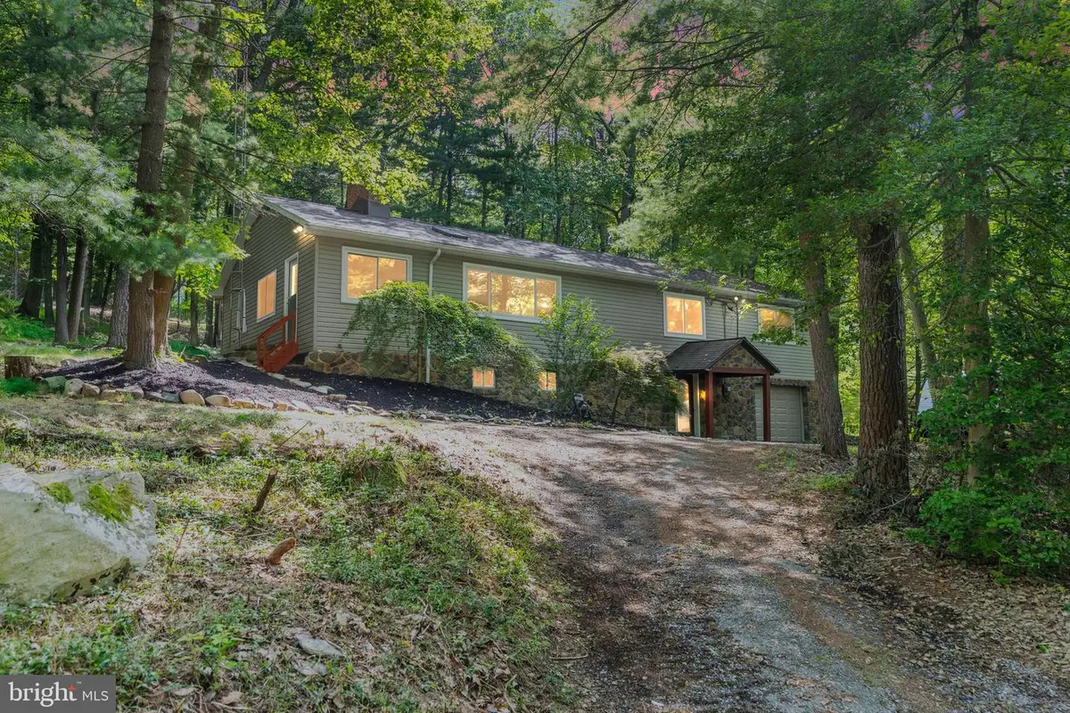 115 Wagner Rd, Fayetteville, PA 17222 - #1
