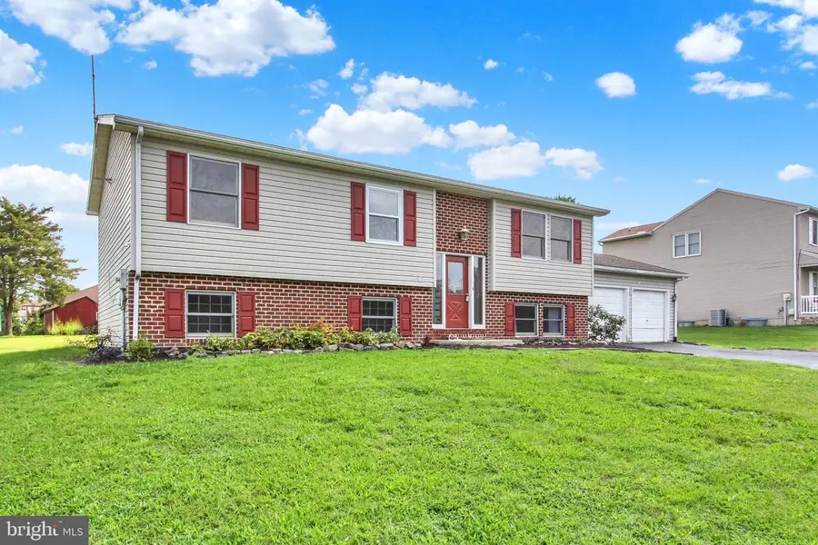 74 Curtis Dr, East Berlin, PA 17316 - #2
