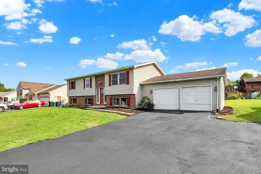 74 Curtis Dr, East Berlin, PA 17316 - #3