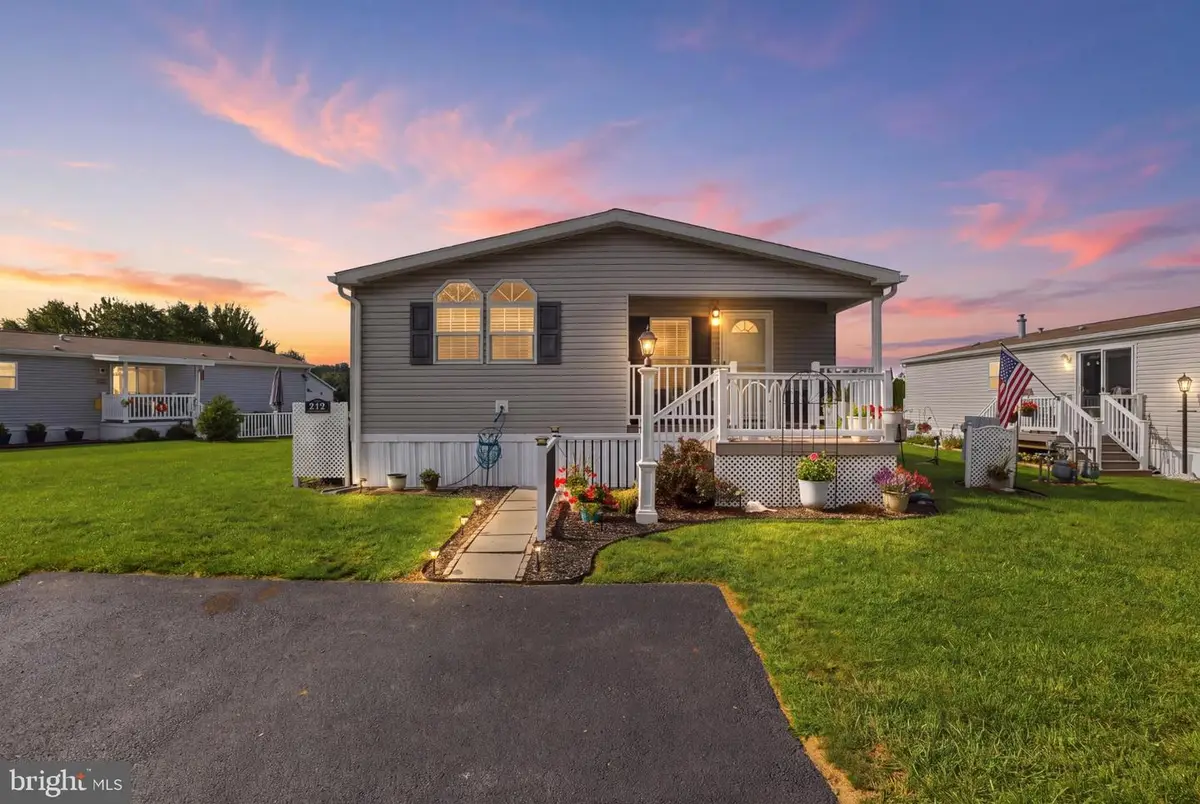 219 Eagle Dr, Hanover, PA 17331 - #1