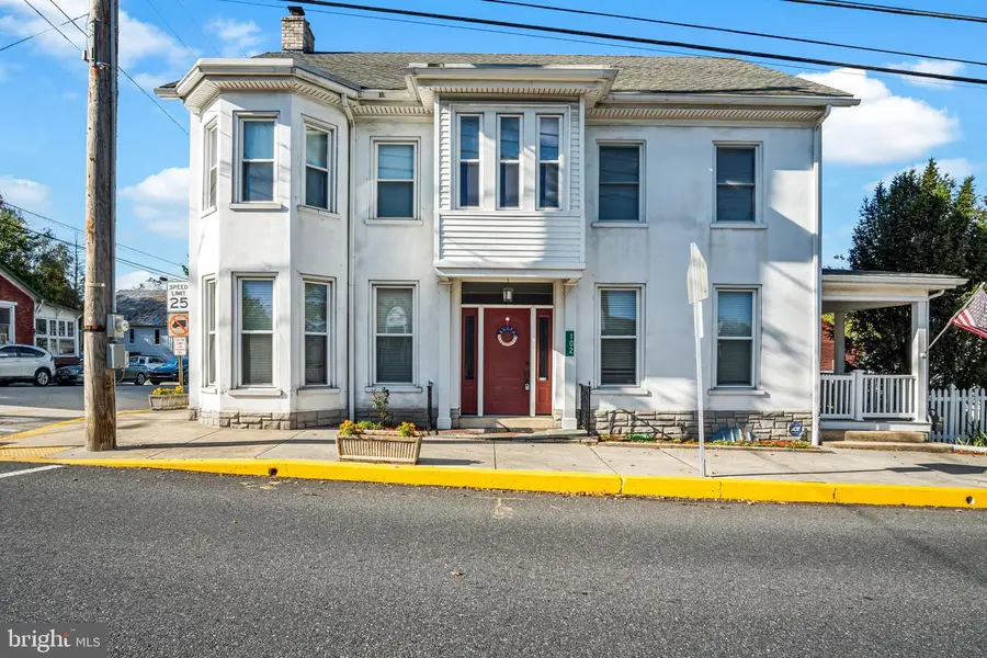 102 E Main St, Arendtsville, PA 17303 - #2