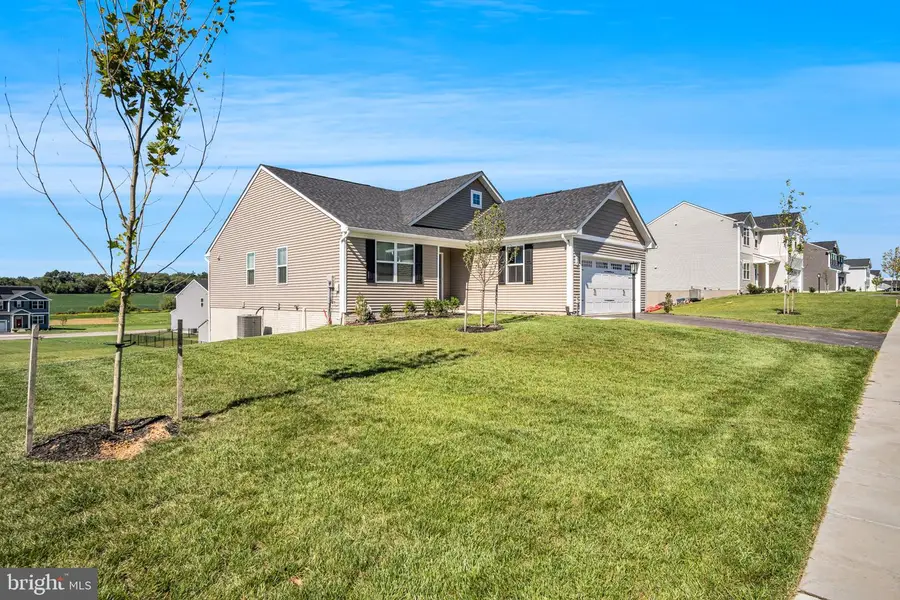 34 Summerfield Dr, Hanover, PA 17331 - #2