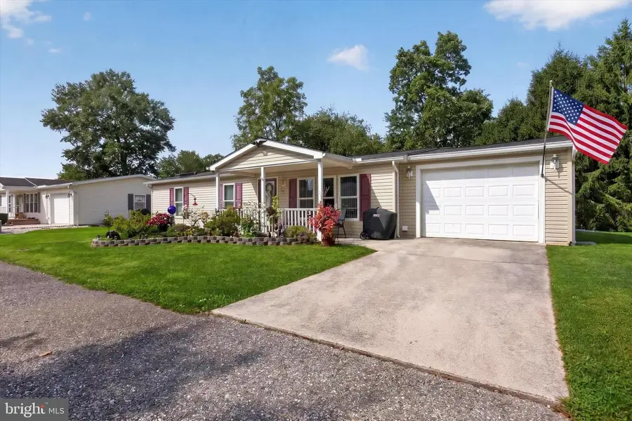 502 Musket Ridge Rd, Abbottstown, PA 17301 - #2