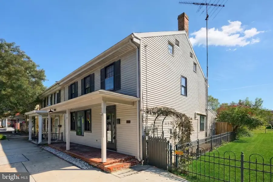 11 Lincoln Way E, New Oxford, PA 17350 - #2