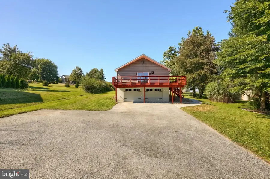 28 Jackson Dr, East Berlin, PA 17316 - #2