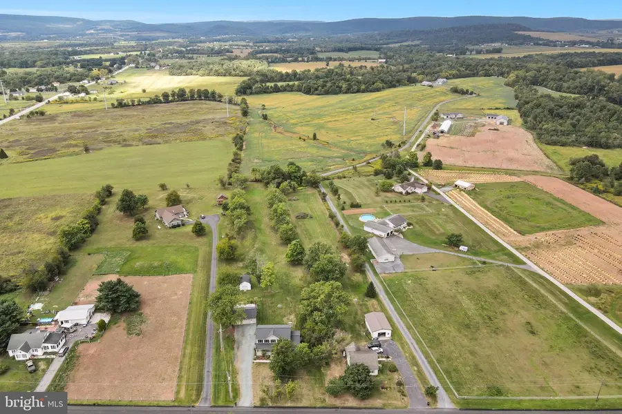 80 Crooked Creek Rd, Gettysburg, PA 17325 - #2