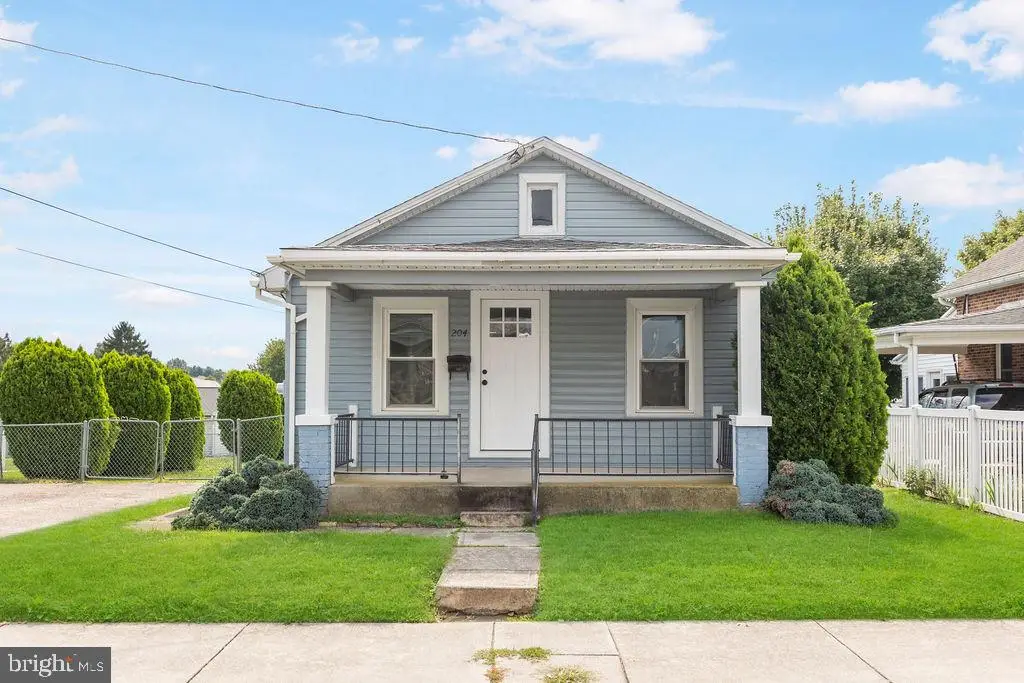 204 South St, McSherrystown, PA 17344 - #1