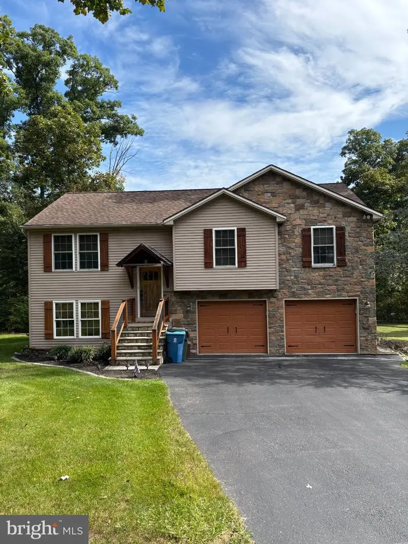 23 Harrison Dr, East Berlin, PA 17316 - #1