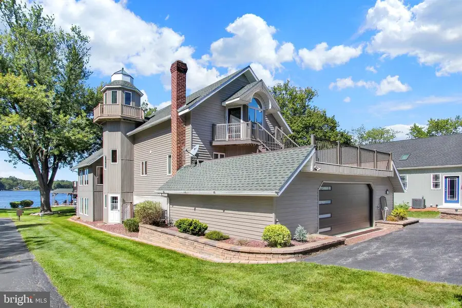 584 Lake Meade Dr, East Berlin, PA 17316 - #2