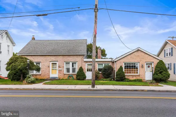 85 & 87 Main St, MCSHERRYSTOWN, PA 17344