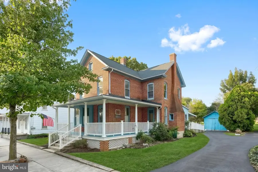 23 W Main St, Fairfield, PA 17320 - #2