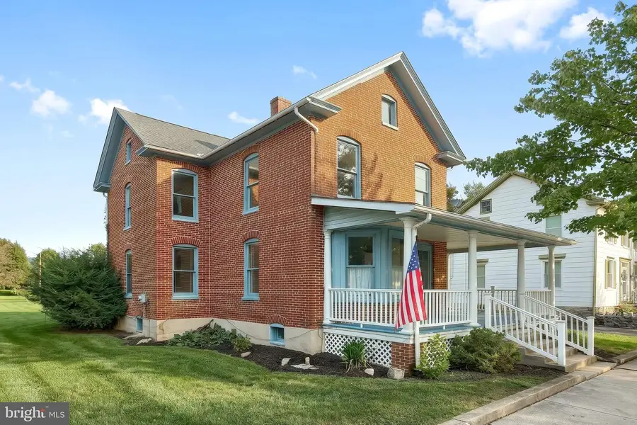 23 W Main St, Fairfield, PA 17320 - #3